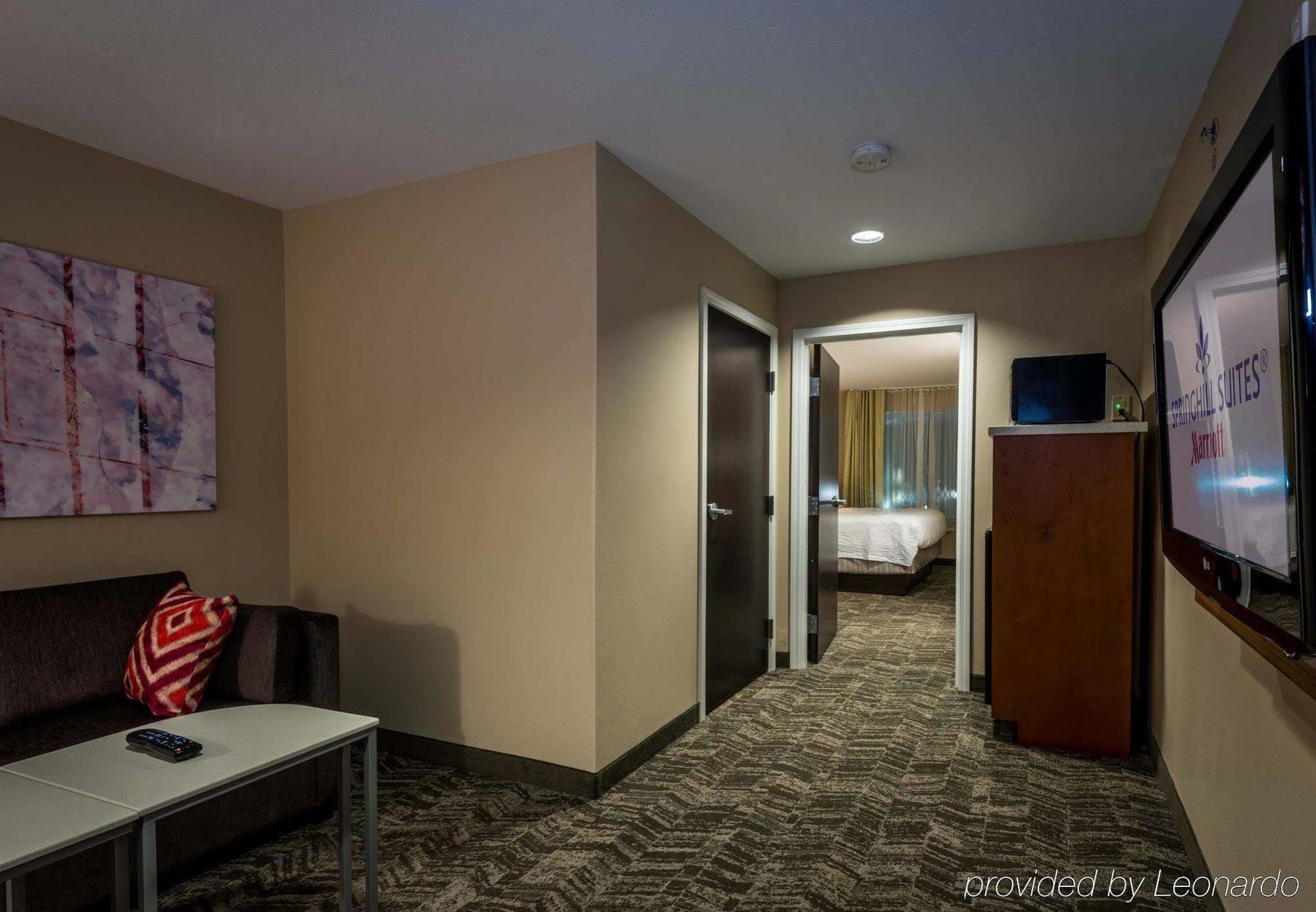 Springhill Suites By Marriott Denton Exterior photo